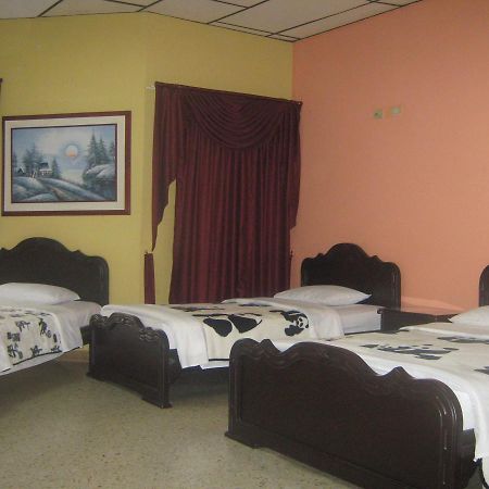 Hotel Ejecutivo Перейра Экстерьер фото