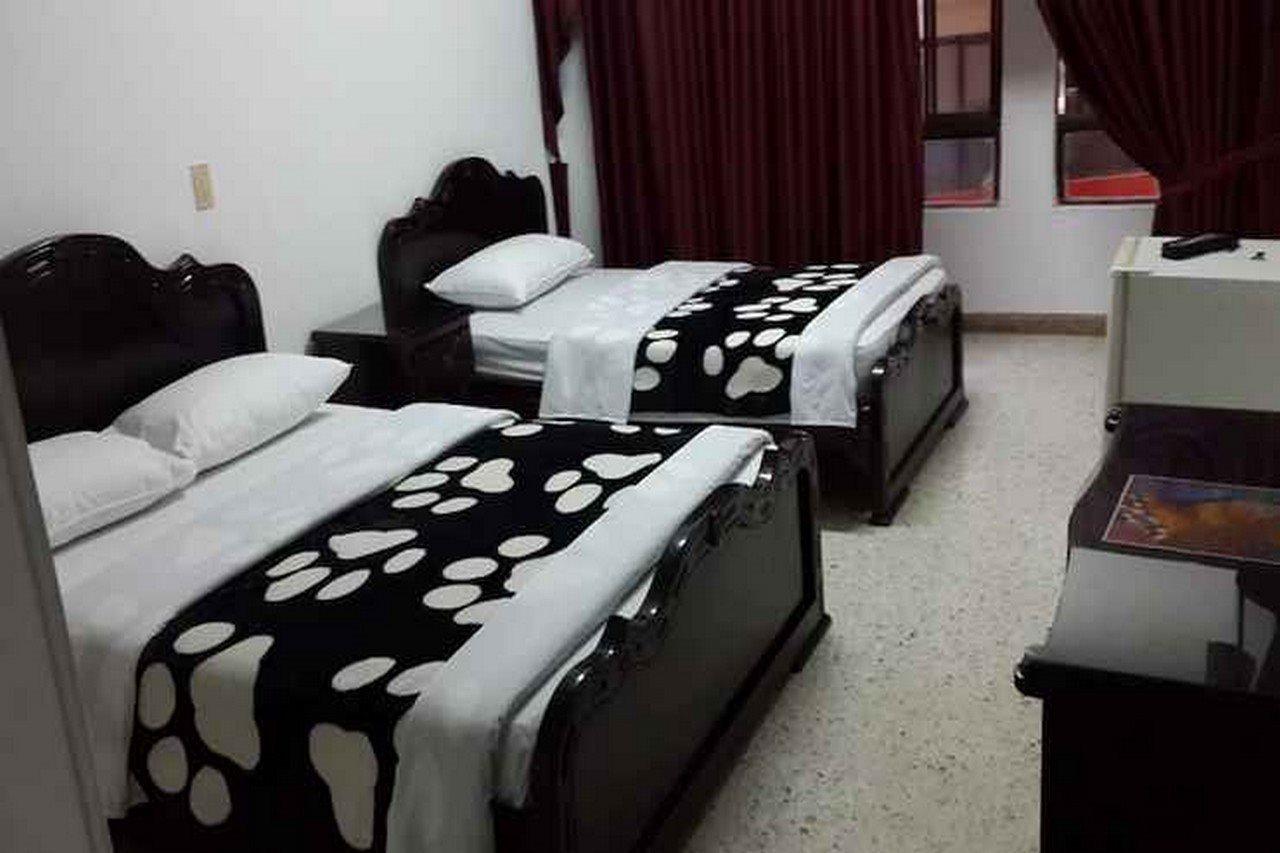 Hotel Ejecutivo Перейра Экстерьер фото