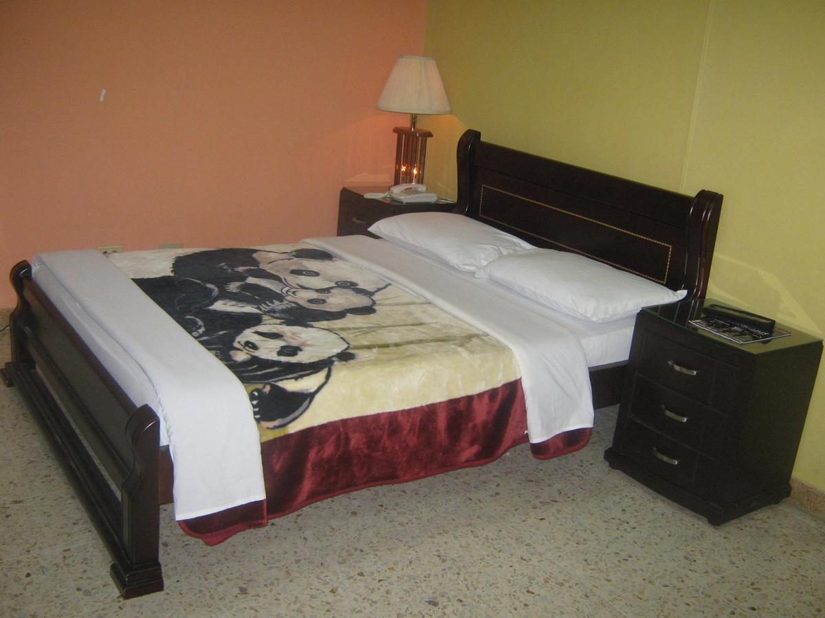 Hotel Ejecutivo Перейра Экстерьер фото