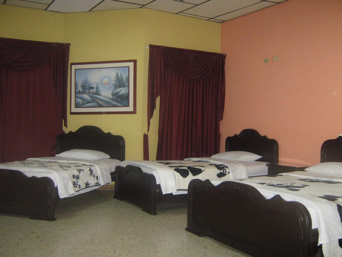 Hotel Ejecutivo Перейра Экстерьер фото
