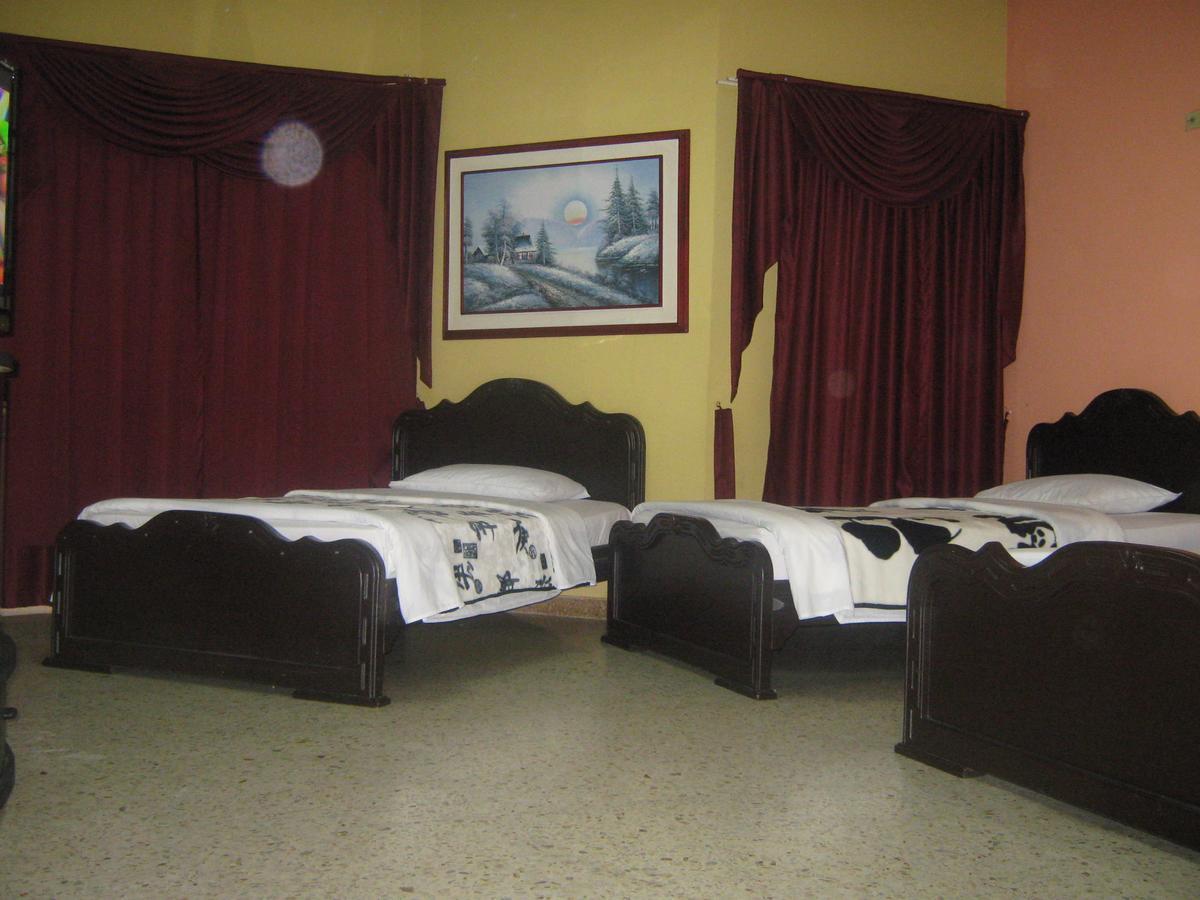 Hotel Ejecutivo Перейра Экстерьер фото