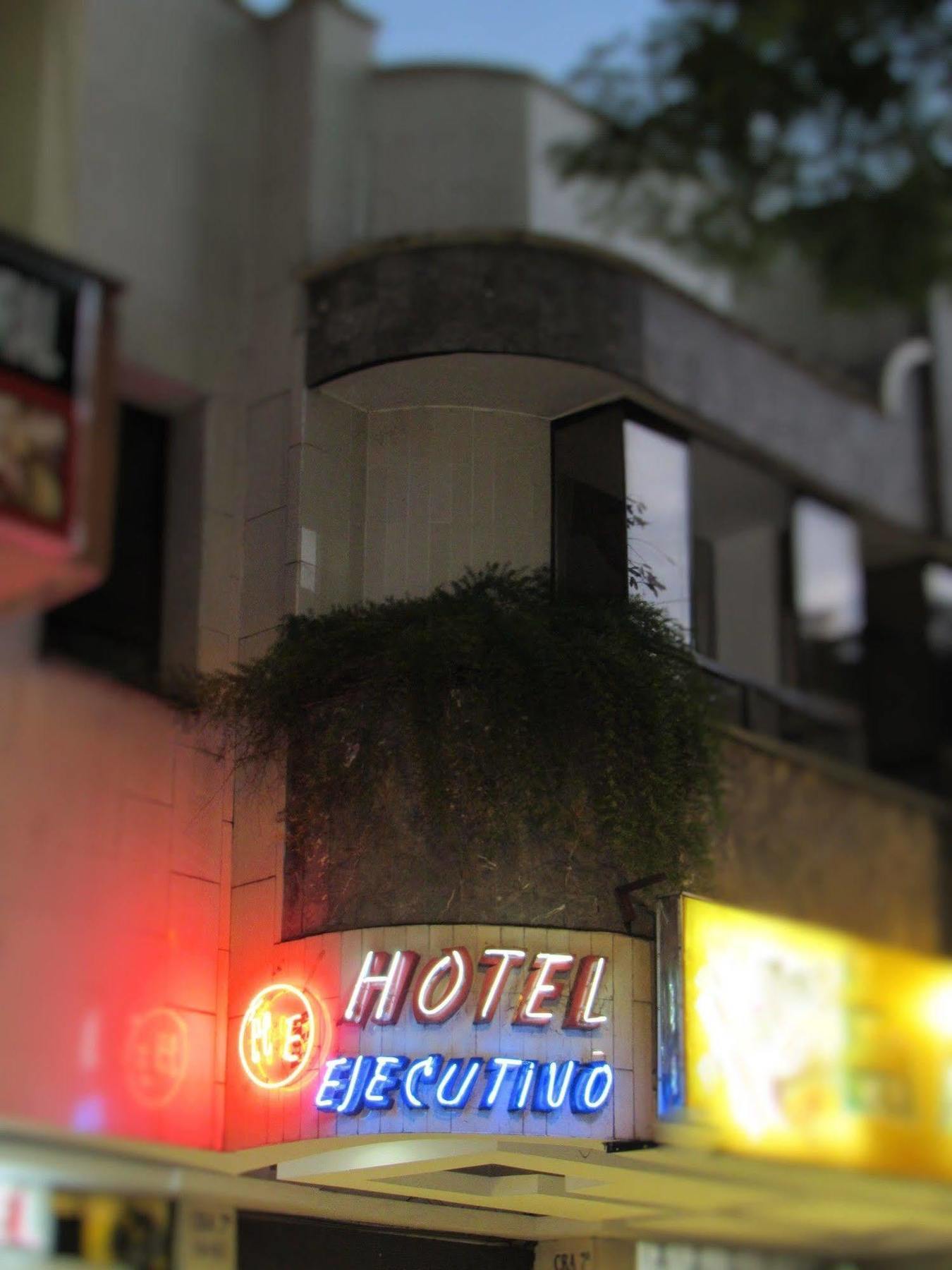 Hotel Ejecutivo Перейра Экстерьер фото