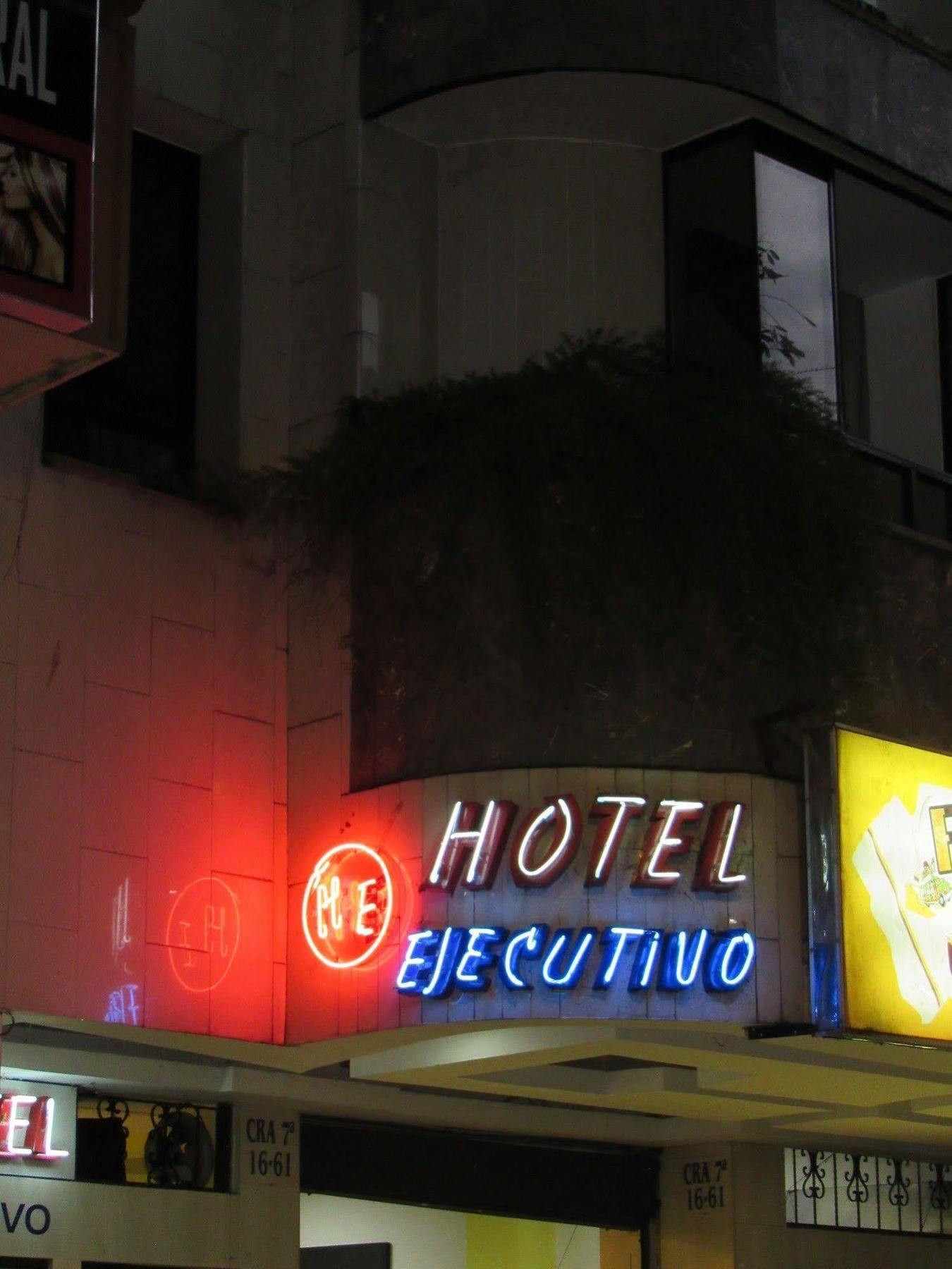 Hotel Ejecutivo Перейра Экстерьер фото