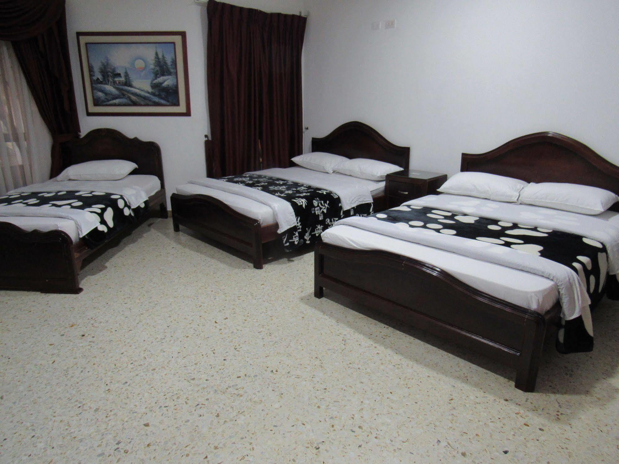 Hotel Ejecutivo Перейра Экстерьер фото