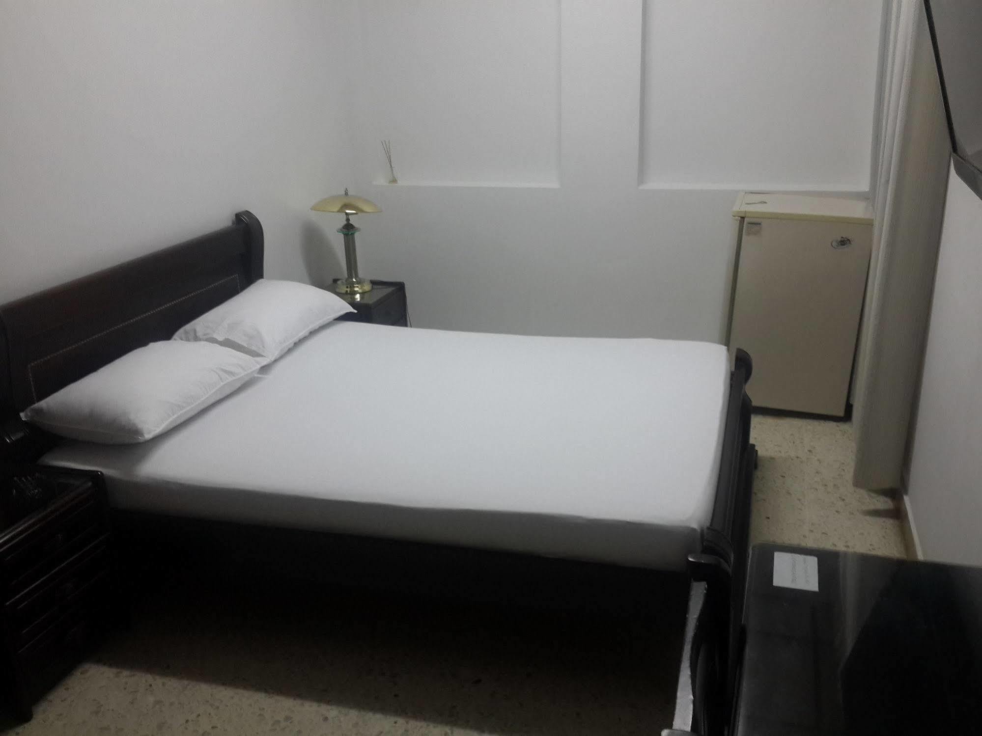 Hotel Ejecutivo Перейра Экстерьер фото