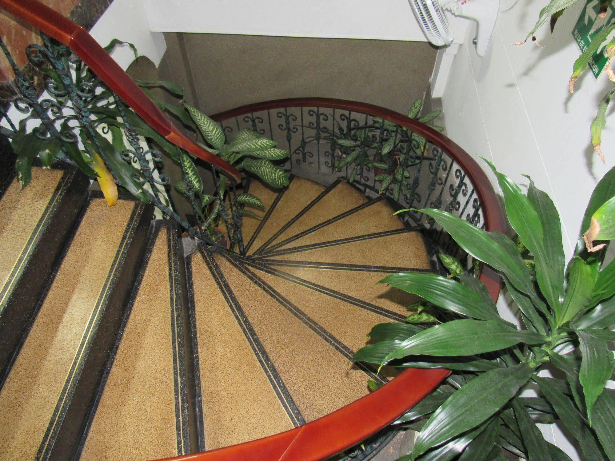 Hotel Ejecutivo Перейра Экстерьер фото
